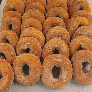 food apple cider donuts